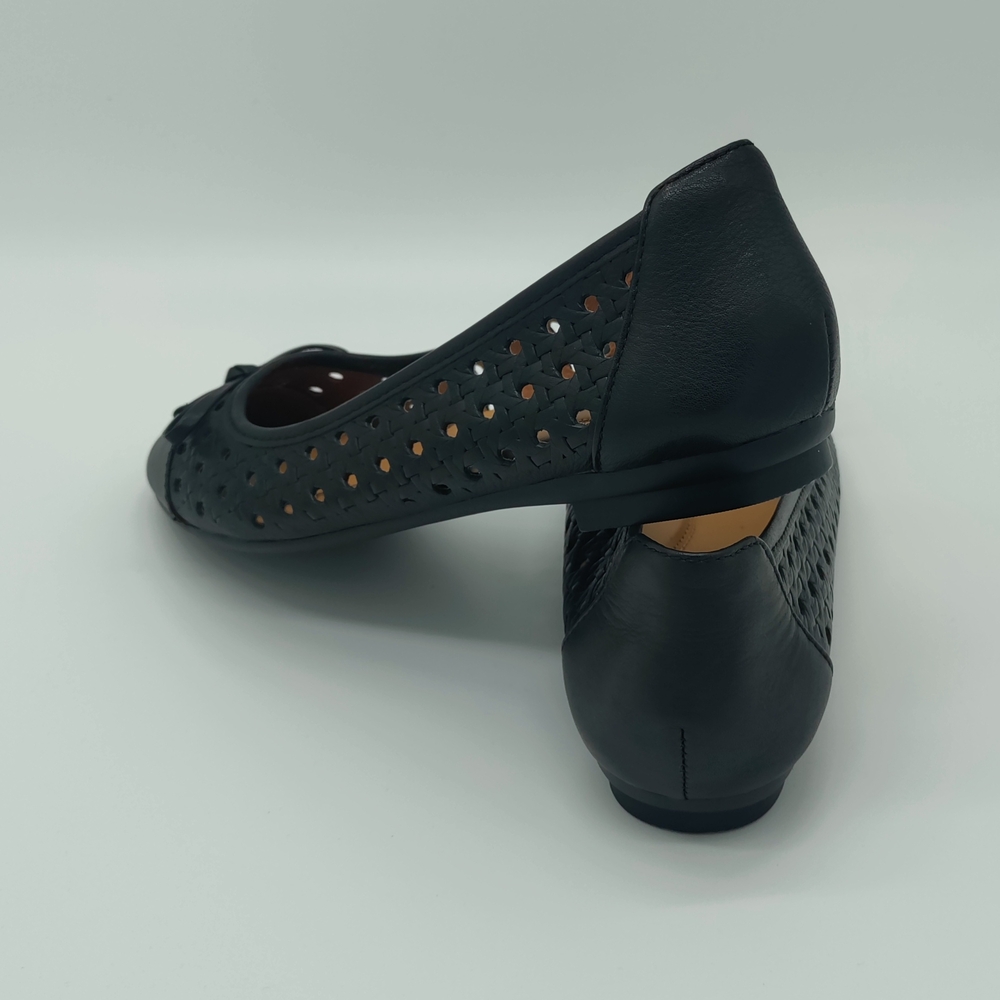 Patricia Nash Black Leather Flats with Cutout Design - Picture 2 of 5